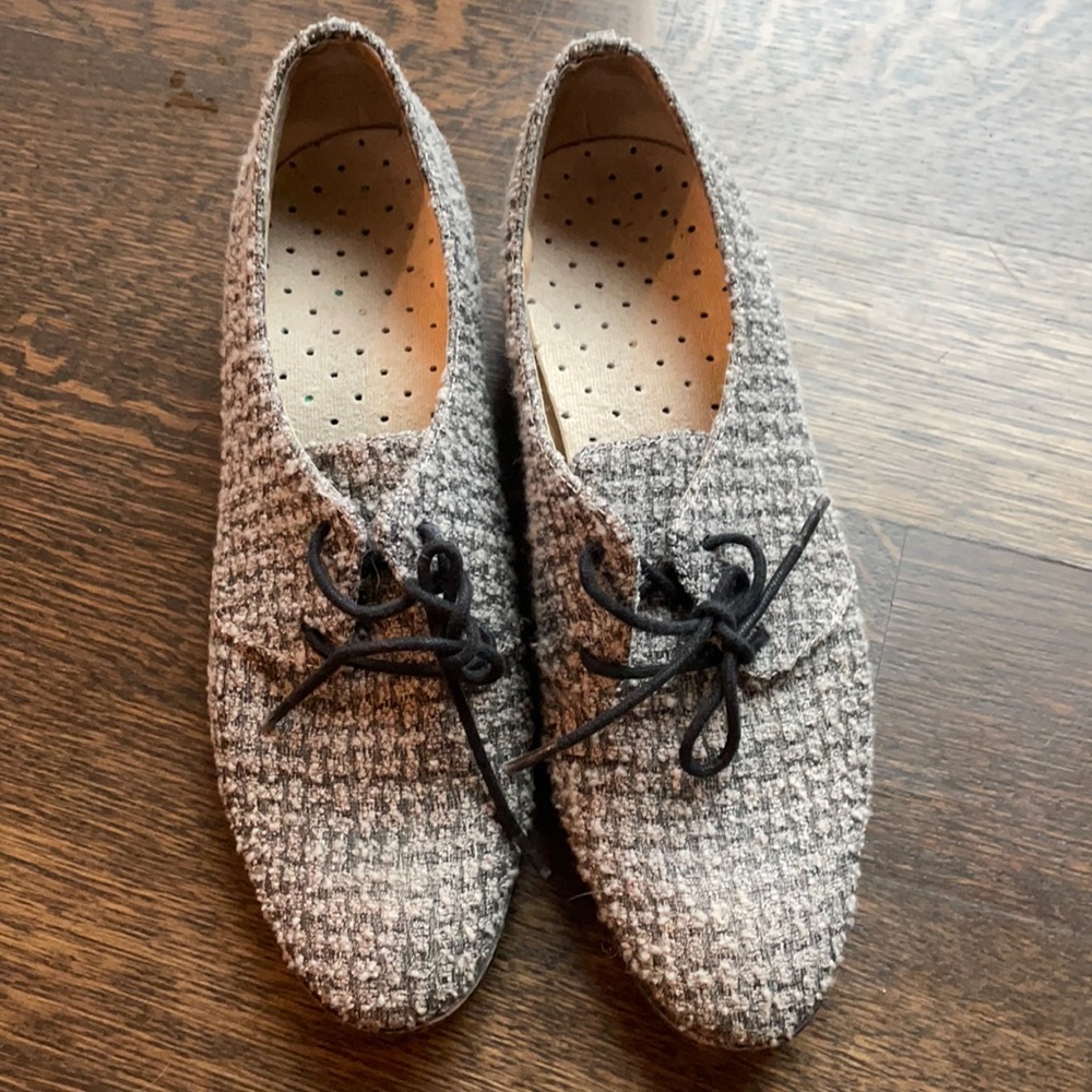 Unique shoes design